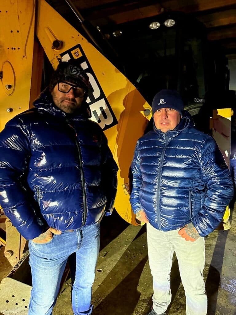 Zespół przy zabezpieczonym sprzęcie